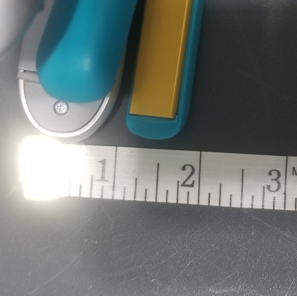 Hair Straighteners Bundle. John Freida 1" Width. Conair 1/2" Width. Both Work. - Picture 5 of 6